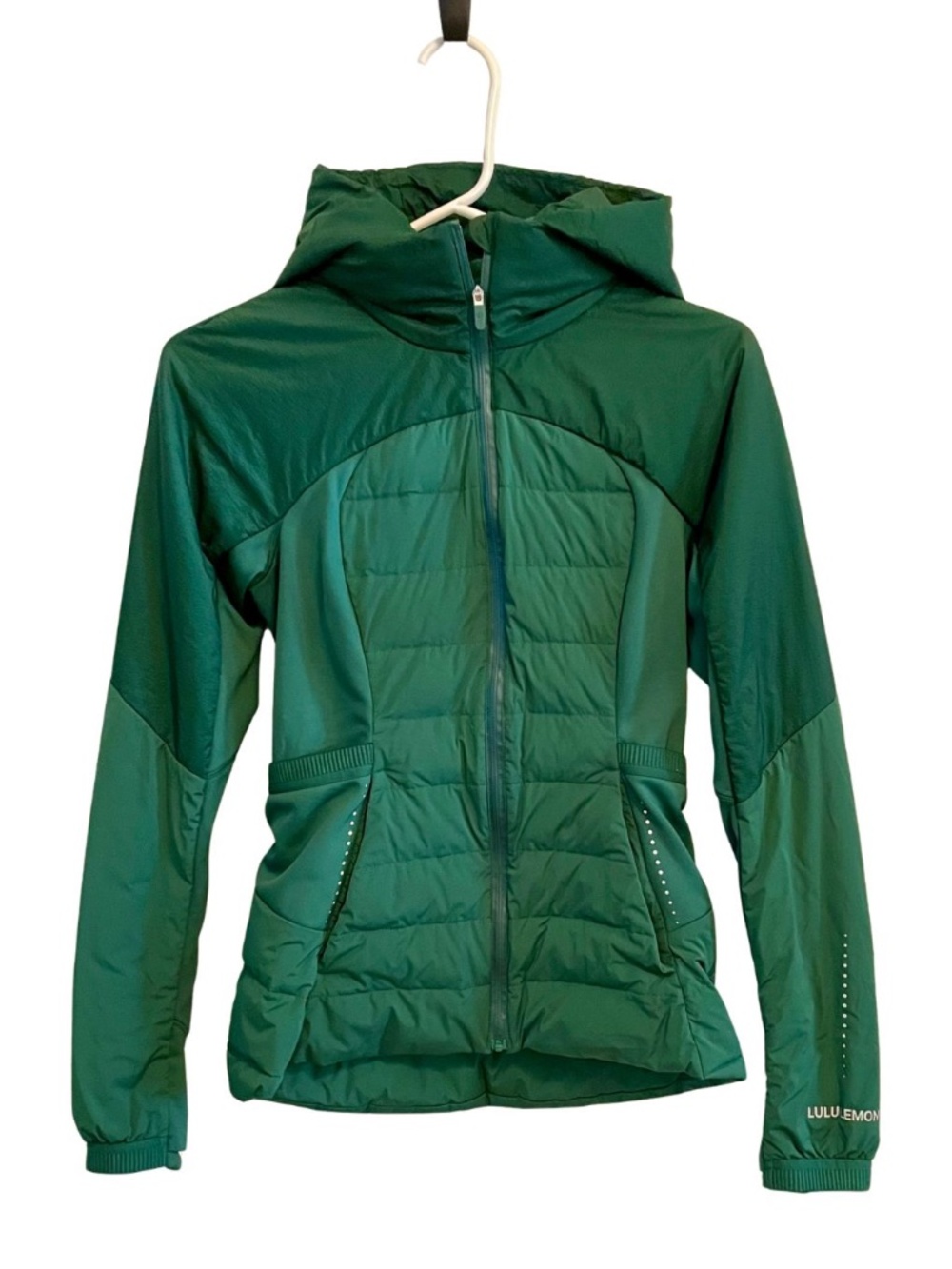 Lululemon Down for It All Jacket Everglade Green, Size 4